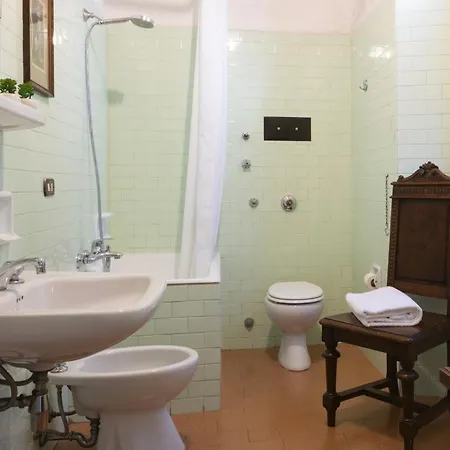 度假居 Guardini By Wonderful Italy 瓦伦纳